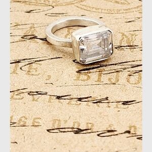 CUBIC ZIRCONIA CLEAR CRYSTAL RING HANDMADE STERLING SILVER WOMENS SIZE 5.5